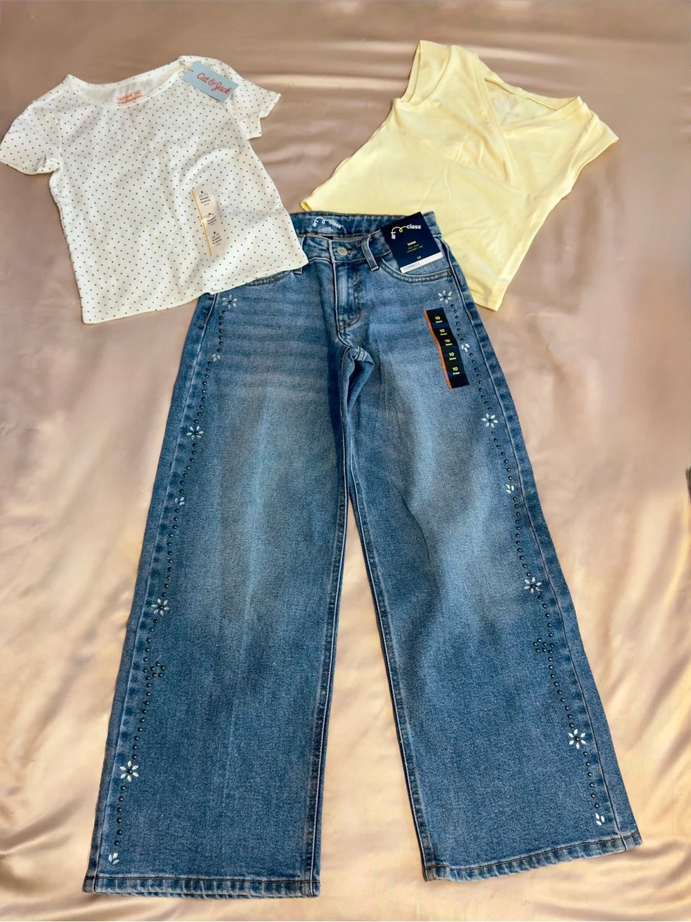 Girls’ Wide Leg Embroidered Jeans (10) + 2 Tops (S 6/7) ✨3-Pc Bundle